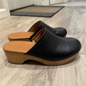Black Size 8 clogs from Target